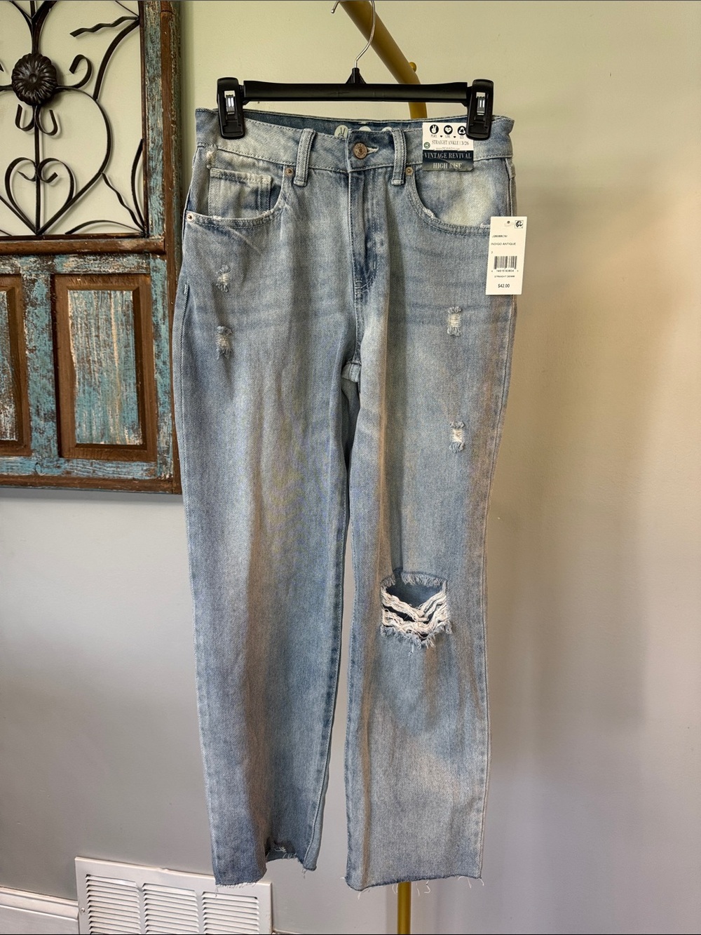 Rewash Light Blue Distressed Straight-Leg Jeans NWT 3/26